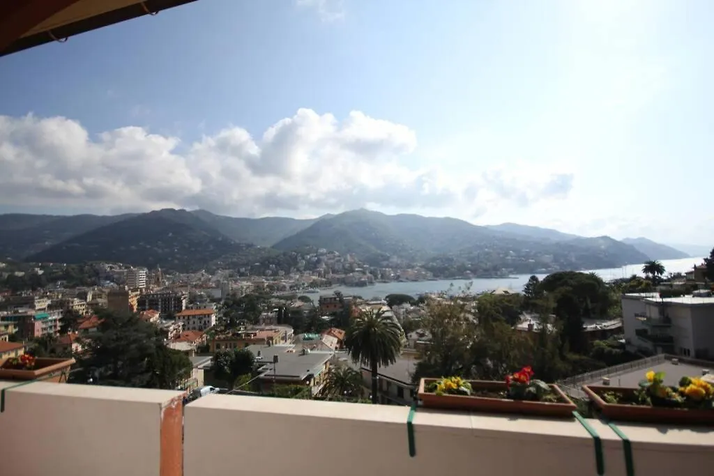 [PORTOFINO] appartamento vista mare con piscina Rapallo