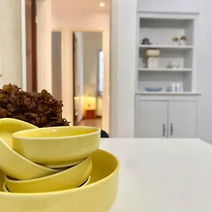 Casaviva-trilocale Con Giardino E Posteggio A Rapallo